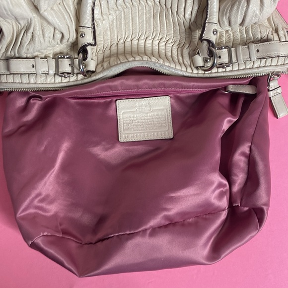 Coach D1128-17409 - Picture 7 of 10